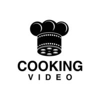 logo vidéo de cuisine unique et créatif avec bande de film et chapeau de chef vecteur