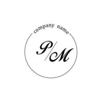 initiale pm logo monogramme lettre minimaliste vecteur