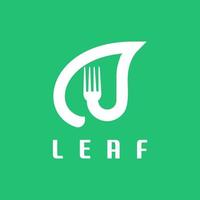 fourchette et feuille vertes pour symbole de plante simple et logo d'aliments biologiques. logo de restaurant bio nourriture végétarienne vecteur
