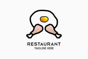 création de logo de restaurant avec concept créatif dessiné à la main, icône de viande de cuisse de poulet combinée avec des œufs. illustration vectorielle moderne vecteur