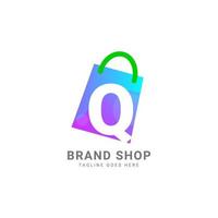 lettre q élément de conception de logo vectoriel sac shopping tendance