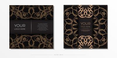 conception de carte postale vectorielle carrée en couleur noire avec des ornements de luxe. invitation élégante avec des motifs vintage. vecteur