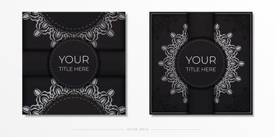 modèle de carte postale luxueux de couleur noire avec des motifs vintage. conception d'invitation prête à imprimer avec mandala vecteur