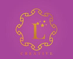 logo de conception créative, alphabet l, lettre 5 étoiles, étiquette, icône, pour l'emballage, la conception de produits de luxe. fait avec de l'or sur un fond texturé violet clair. vecteur