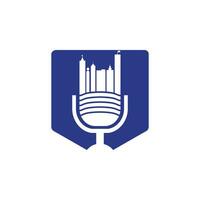 modèle de conception de logo vectoriel de podcast urbain. concept de logo de ville de podcast.