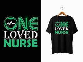 conception de t-shirt infirmière vecteur