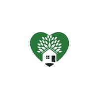 création de logo en forme de coeur de maison dans les arbres. création de logo de maison écologique. vecteur