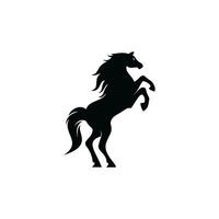 création de logo vectoriel cheval. création de logo de course de chevaux.