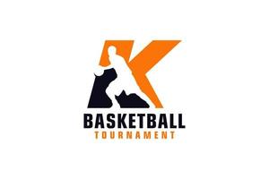lettre k avec création de logo de basket-ball. éléments de modèle de conception de vecteur pour l'équipe sportive ou l'identité d'entreprise.