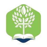 création de logo d'arbre croisé biblique. conception de modèle vectoriel de croix d'arbre d'église chrétienne.