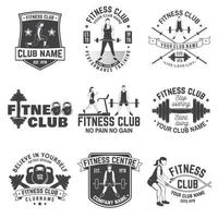 insignes de club de remise en forme. vecteur. pour les emblèmes des centres de fitness, les panneaux de gym et autres. vecteur
