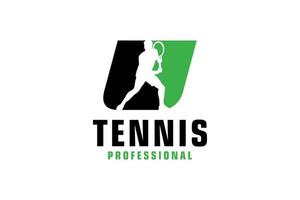 lettre u avec création de logo de silhouette de joueur de tennis. éléments de modèle de conception de vecteur pour l'équipe sportive ou l'identité d'entreprise.