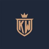 logo initial monogramme kw avec style bouclier et couronne vecteur