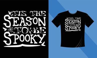 c'est la saison pour être effrayant - meilleur modèle de conception de t-shirt halloween. bâton, nuit, lune, sorcière, masque. t-shirt de fond de nuit à imprimer. vecteur