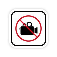 aucune caméra vidéo n'enregistre l'icône d'interdiction de la silhouette noire. panneau rouge de zone de production de film de film interdit. symbole d'arrêt du caméscope. zone d'enregistrement interdite pictogramme interdit. illustration vectorielle isolée. vecteur