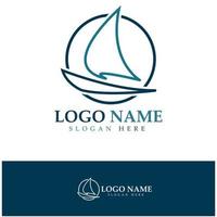 simple voilier dhow bateau sur mer océan vague art style logo design, croisières quotidiennes, voyage en mer, illustration d'icône vectorielle vecteur