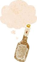 bouteille de bière de dessin animé et bulle de pensée dans un style texturé rétro vecteur