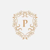 lettre p bouclier logo monogramme ornement de luxe vecteur