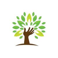 mains humaines et arbre aux feuilles vertes et jaunes. logo, symbole, icône, illustration, vecteur, modèle, conception. vecteur