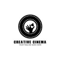 création de logo de cinéma créatif. carte de voeux, bannière, affiche. illustration vectorielle.