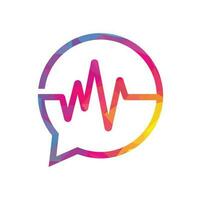 concept de conceptions de logo de consultation de santé. logo médical et ondes de battement de coeur dans le modèle de logo d'icône de chat vecteur