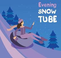 fille plate de dessin animé de vecteur au chapeau faisant de la luge le long de la pente avec des sapins au tube gonflable, snowtubing à l'extérieur en hiver le soir. jeune femme faisant de la luge sur un tube en caoutchouc de neige. activité hivernale