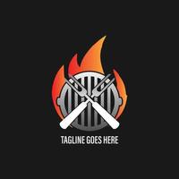 logo barbecue avec logotype bbq et concept de feu en combinaison avec une spatule vecteur