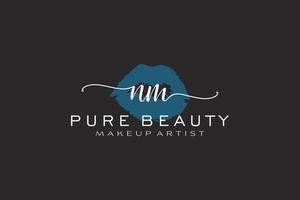 création initiale de logo préfabriqué pour les lèvres aquarelle nm, logo pour la marque d'entreprise de maquilleur, création de logo de boutique de beauté blush, logo de calligraphie avec modèle créatif. vecteur