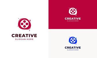 logo de cinéma abstrait avec un design créatif de bulles colorées vecteur