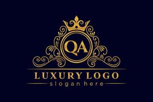 qa lettre initiale or calligraphique féminin floral monogramme héraldique dessiné à la main antique style vintage luxe logo design vecteur premium