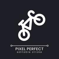 icône d'interface utilisateur linéaire blanche parfaite de pixel de bicyclette pour le thème sombre. faire du vélo. véhicule de sport. pictogramme de ligne de vecteur. symbole d'interface utilisateur isolé pour le mode nuit. trait modifiable vecteur