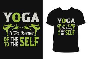 conception de t-shirts de yoga. tee-shirt de yoga. vecteur libre de t-shirt de yoga.