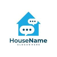 logo home and talk - maison avec cheminée et symbole de chat ou de message. agence immobilière et immobilière, icône de vecteur de discussion, de conversation et de communication.