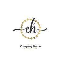 eh écriture initiale et logo de signature avec cercle. beau design logo manuscrit pour la mode, l'équipe, le mariage, le logo de luxe. vecteur