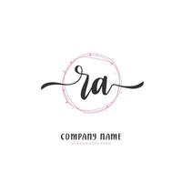 ra écriture initiale et création de logo de signature avec cercle. beau design logo manuscrit pour la mode, l'équipe, le mariage, le logo de luxe. vecteur