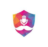 modèle de conception de logo vectoriel podcast fort. modèle de conception de logo de podcast gentleman. icône de podcast de moustache.