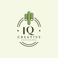 iq lettre initiale cactus vert logo vecteur