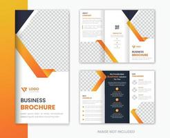 vecteur de conception de brochure à trois volets dégradé orange