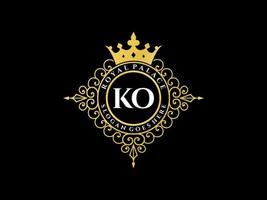 lettre ko logo victorien de luxe royal antique avec cadre ornemental. vecteur