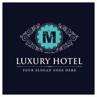 conception d'hôtel de luxe avec logo et vecteur de typographie