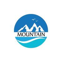 vecteur de logo de montagnes