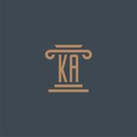 ka monogramme initial pour le logo du cabinet d'avocats avec un design de pilier vecteur