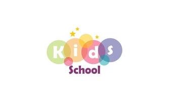 illustration de conception de logo vectoriel coloré élémentaire de l'école pour enfants