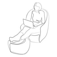 jeune femme travaillant à la maison avec un ordinateur portable, assis sur une chaise confortable dessin illustration vectorielle. travailleuse indépendante .en ligne étudiant dans l'espace de travail.fille utilisant la conception de ligne continue pour ordinateur portable vecteur