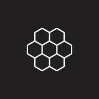 eps10 nids d'abeilles vectoriels blancs ou icône de ligne de cellules isolées sur fond noir. symbole de contour de modèle de cellules d'abeilles dans un style moderne simple et plat pour la conception de votre site Web, votre logo et votre application mobile vecteur