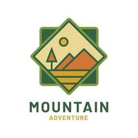 vintage aventure montagne nature logo insigne illustration vectorielle, idéal pour les autocollants et les t-shirts d'insigne de conception vecteur