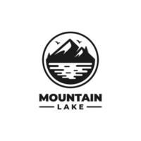 vecteur de conception de logo de lac de montagne