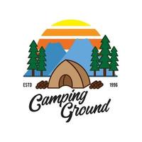 création de logo d'illustration vectorielle en plein air d'aventure en montagne, parfaite pour la conception de t-shirts et de badges vecteur