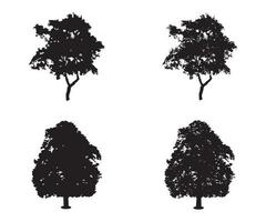 vecteur de silhouette d'arbre. silhouettes d'arbres forestiers isolés en noir sur fond blanc. ensemble vectoriel de silhouettes d'arbres