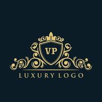 logo lettre vp avec bouclier d'or de luxe. modèle vectoriel de logo d'élégance.